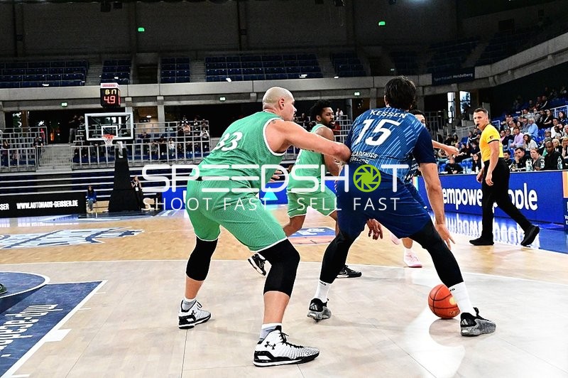 Zweikampf um den Ball