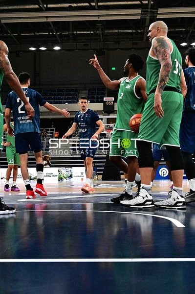 Spieler auf dem Court