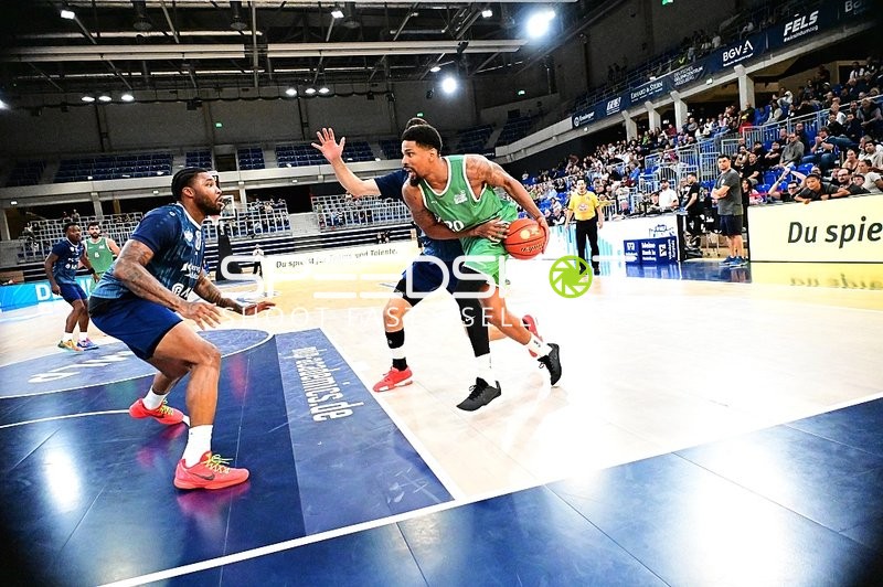 Dribbling und Verteidigung