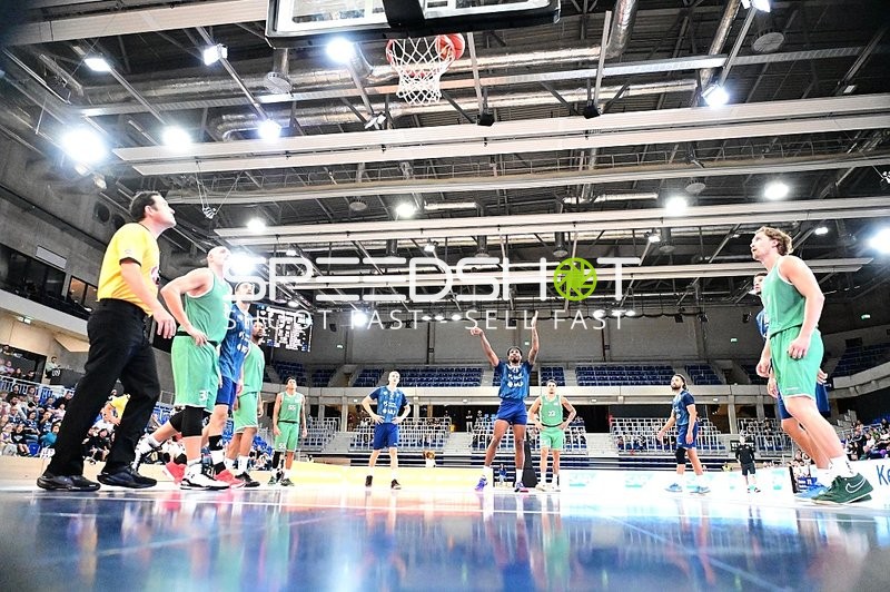 Spieler beim Freiwurf