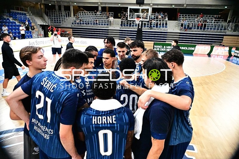 MLP Academics Heidelberg im Kreis