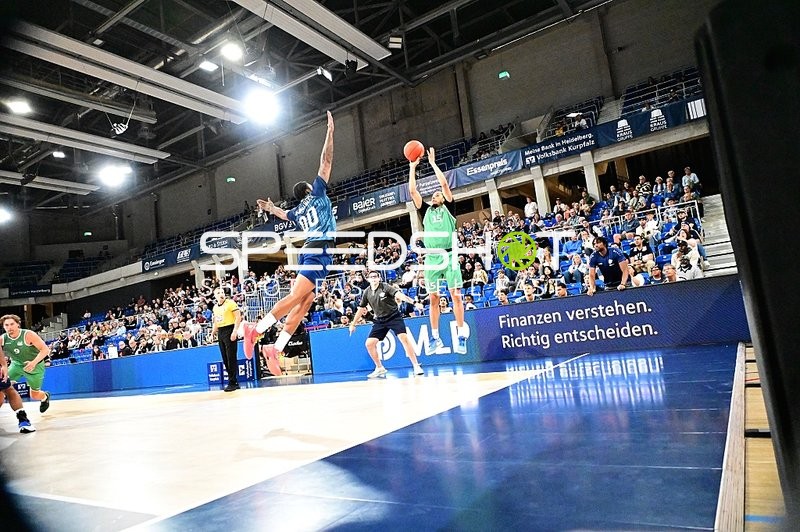 Wurfversuch und Verteidigung