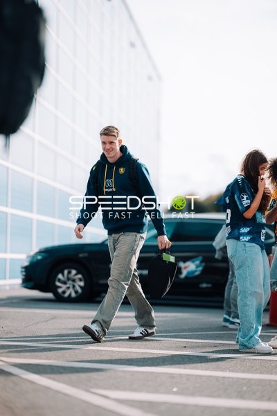 Spieler Haukur Thrastarson (25; Rhein Neckar Löwen) läuft