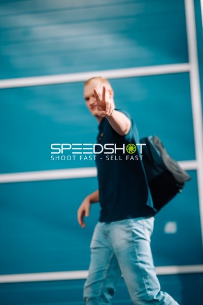 David Späth (29; Rhein Neckar Löwen) positioniert sich