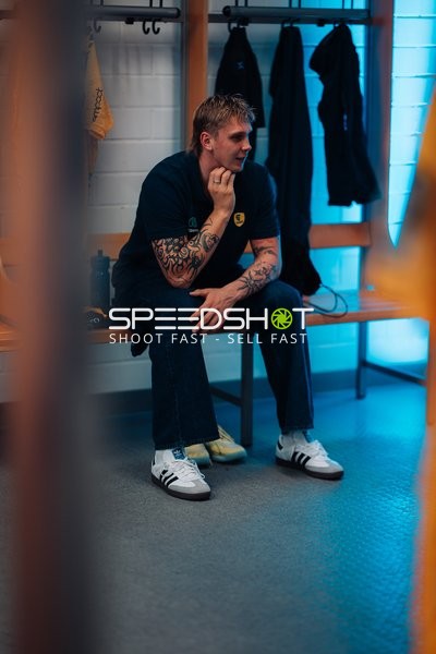 Edwin Aspenbäck (78; Rhein Neckar Löwen) in der Kabine