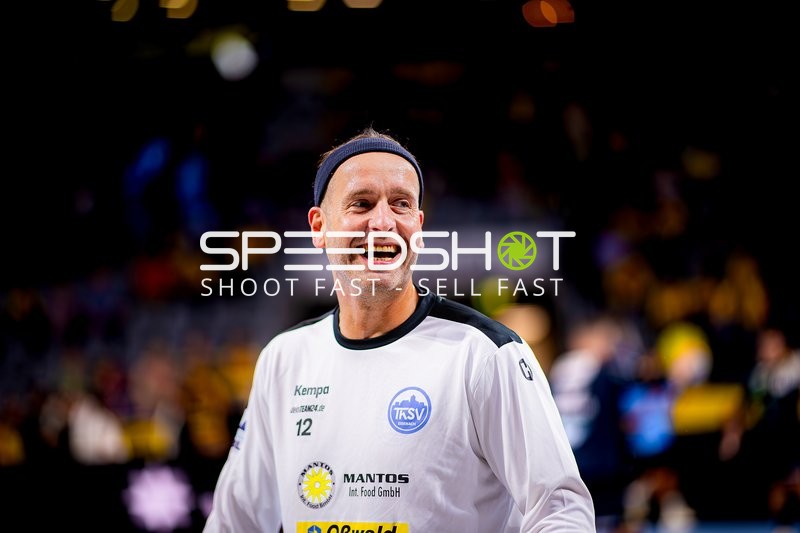 Torwart Silvio Heinevetter (12; ThSV Eisenach) steht bereit im Tor