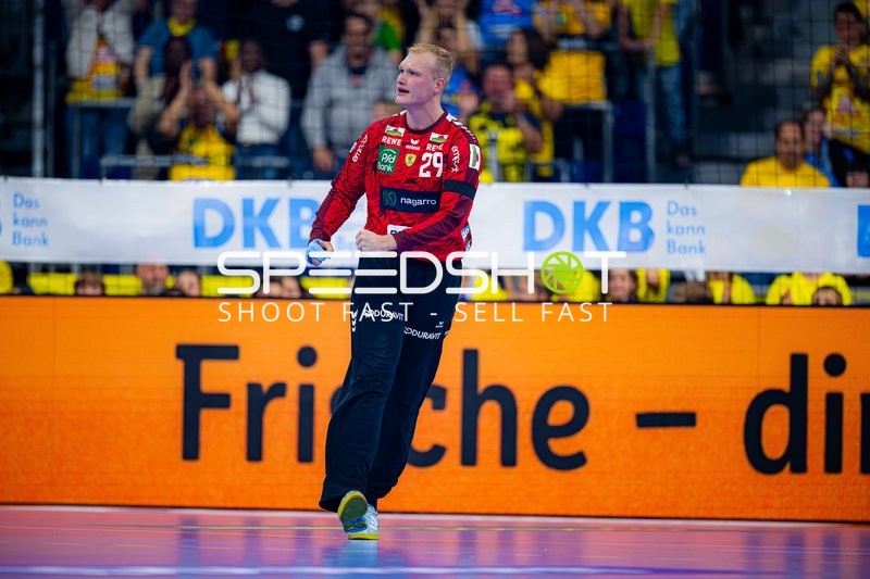 David Späth (29; Rhein Neckar Löwen) steht bereit im Tor