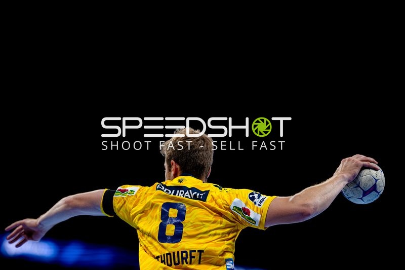 Tim Nothdurft (8; Rhein Neckar Löwen) wirft aufs Tor