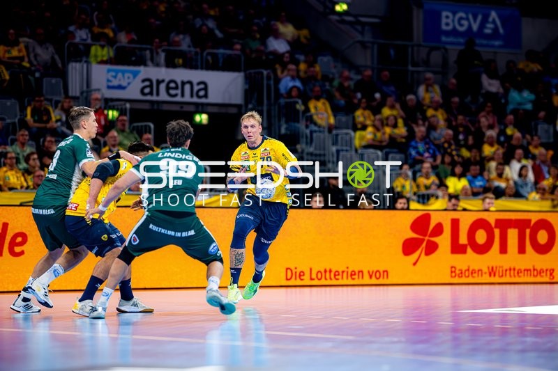 Edwin Aspenbäck (78; Rhein Neckar Löwen) im Angriff