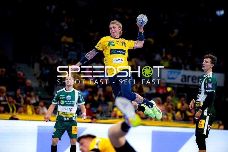 Edwin Aspenbäck (78; Rhein Neckar Löwen) wirft aufs Tor