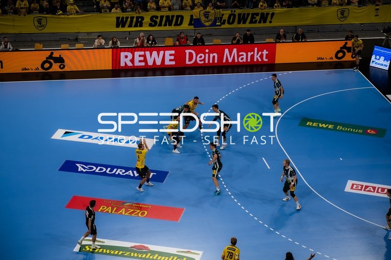 Mathias Larson (4; Rhein Neckar Löwen) wirft aufs Tor