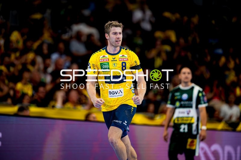 Tim Nothdurft (8; Rhein Neckar Löwen) in Aktion