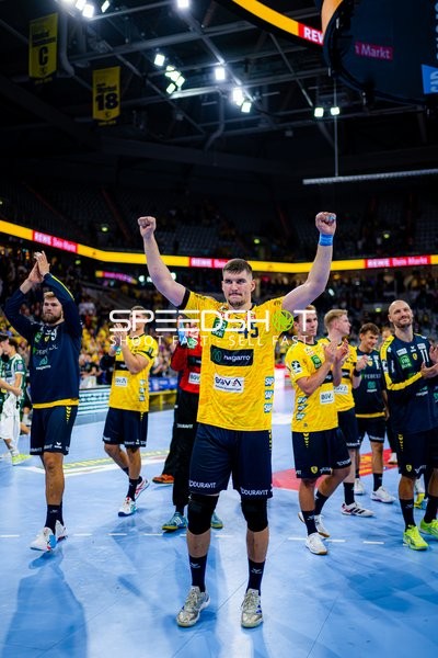 Halil Jaganjac (45; Rhein Neckar Löwen) jubelt nach Tor