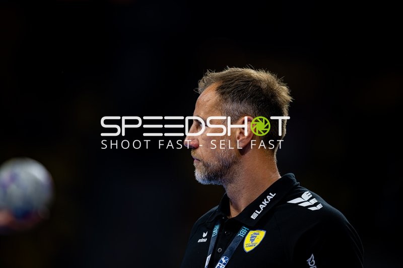 Coach Maik Machulla (Trainer; Rhein Neckar Löwen) gibt Anweisungen