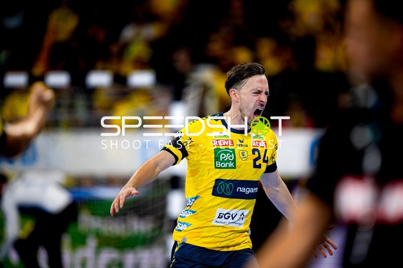 Patrick Groetzki (24; Rhein Neckar Löwen) jubelt nach Tor