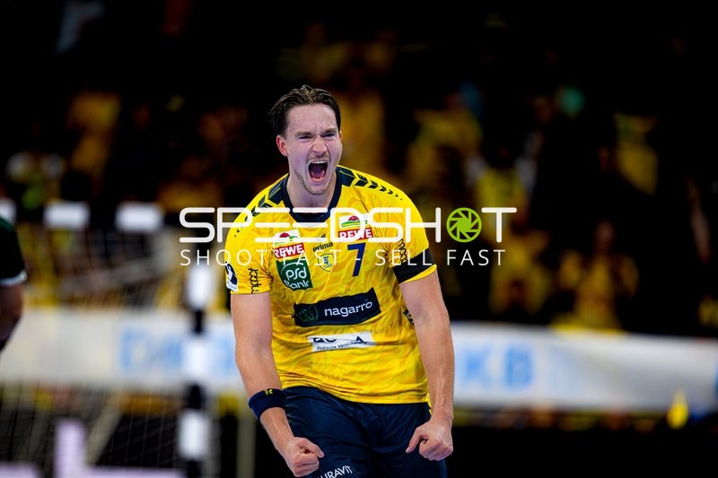 Robert Timmermeister (7; Rhein Neckar Löwen) jubelt nach Tor