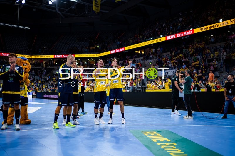 Patrick Groetzki (24; Rhein Neckar Löwen) und David More (15; Rhein Neckar Löwen) jubeln