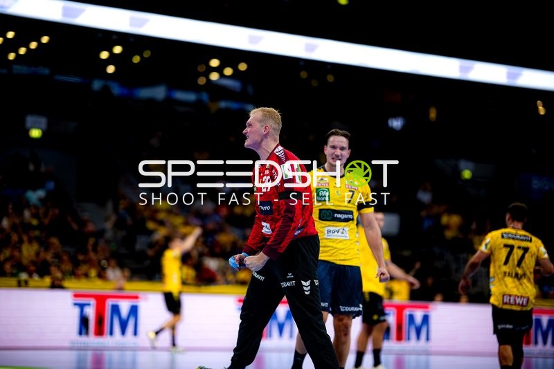 Robert Timmermeister (7; Rhein Neckar Löwen) jubelt nach Tor