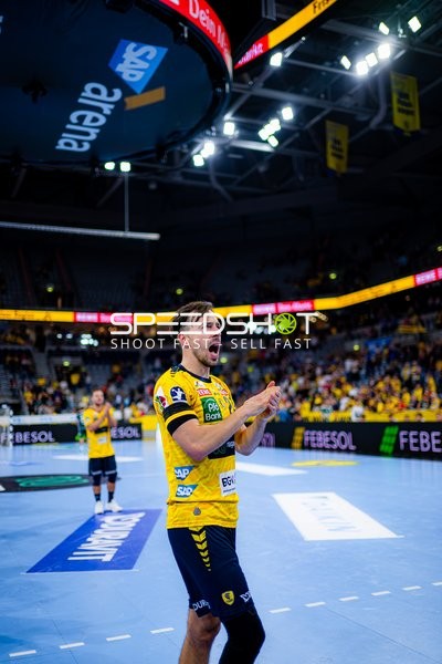 Patrick Groetzki (24; Rhein Neckar Löwen) jubelt nach Tor