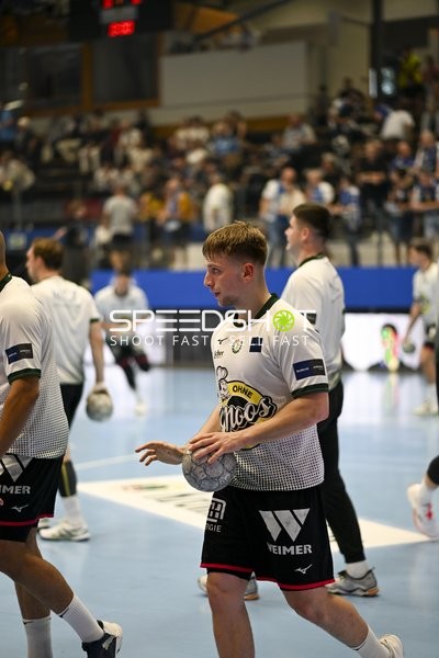 ThSV Eisenach Spieler beim Aufwärmen