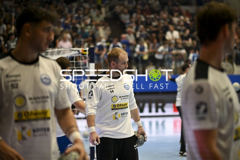 Peter Walz (14; ThSV Eisenach) im Tor