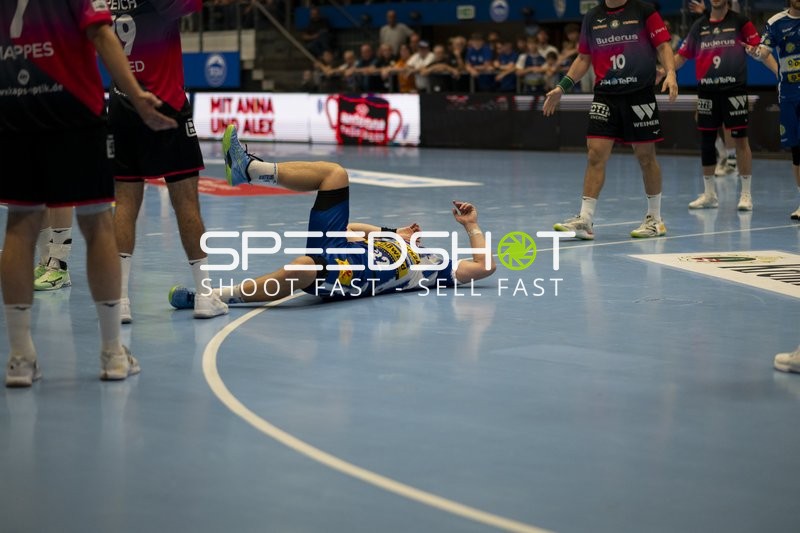 Felix Aellen (22, ThSV Eisenach) am Boden bei ThSV Eisenach gegen HSG Wetzlar