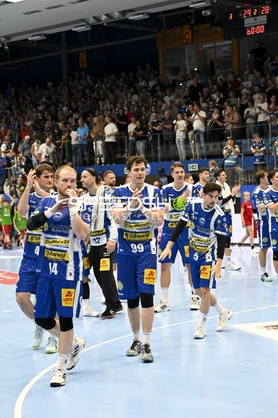 ThSV Eisenach applaudiert den Fans