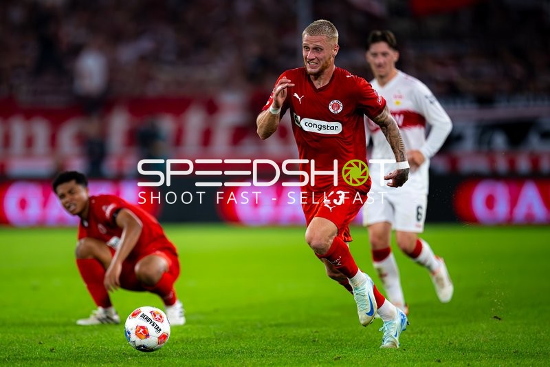 Zweikampf um den Ball