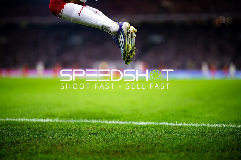 Spieler springt im Spiel