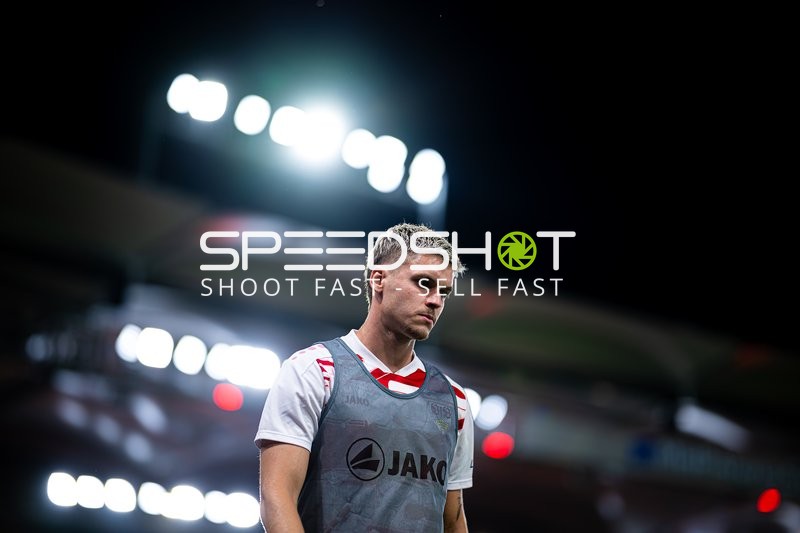 Ramon Hendriks beim Aufwärmen