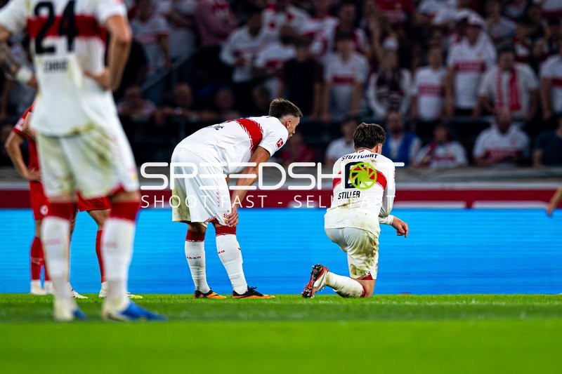 Angelo Stiller (6; VfB Stuttgart) in Pause