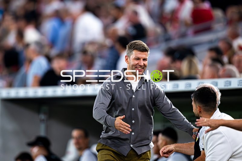 Trainer an der Seitenlinie