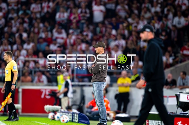 Trainer an der Seitenlinie