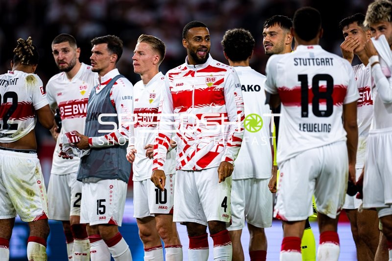 VfB Stuttgart beim Aufwärmen
