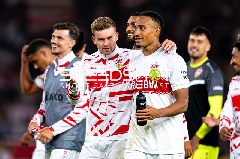 VfB Stuttgart feiert gemeinsam
