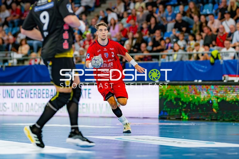 Nikola Vlahovic (3; SG BBM Bietigheim) wirft aufs Tor