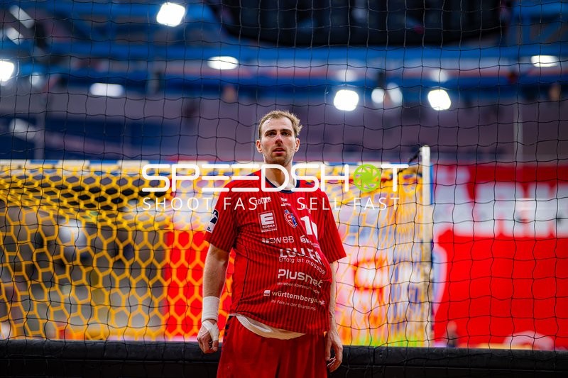 11; SG BBM Bietigheim im Tor