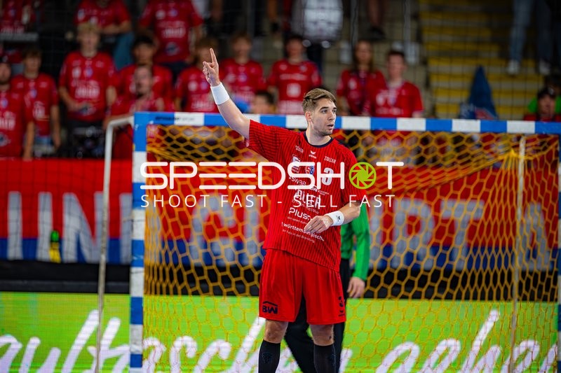 Nikola Vlahovic (3; SG BBM Bietigheim) positioniert sich