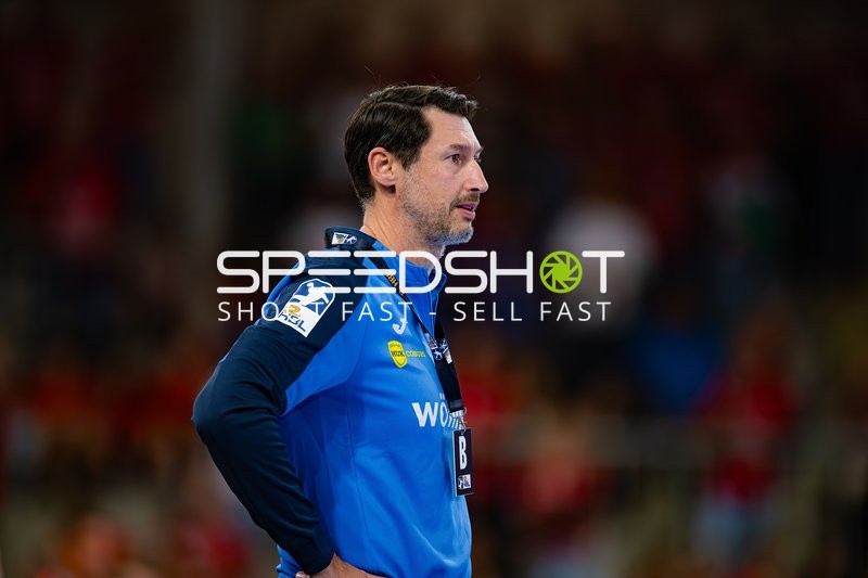 Coach an der Seitenlinie