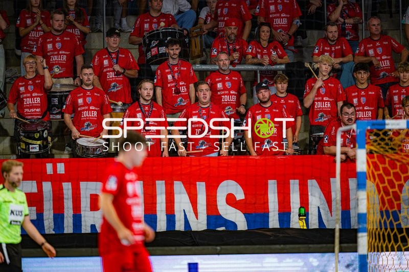 Fans von SG BBM Bietigheim unterstützen