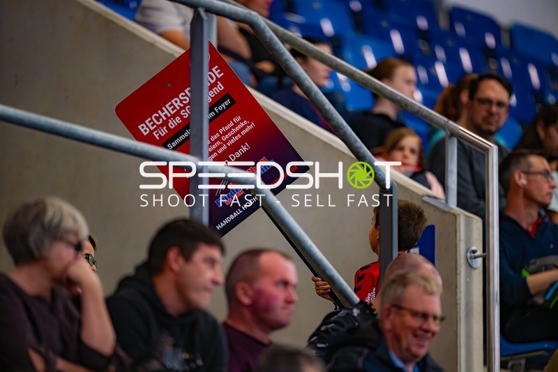 Zuschauer in der EgeTrans Arena