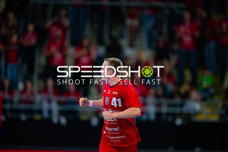 Till Hermann (41; SG BBM Bietigheim) jubelt