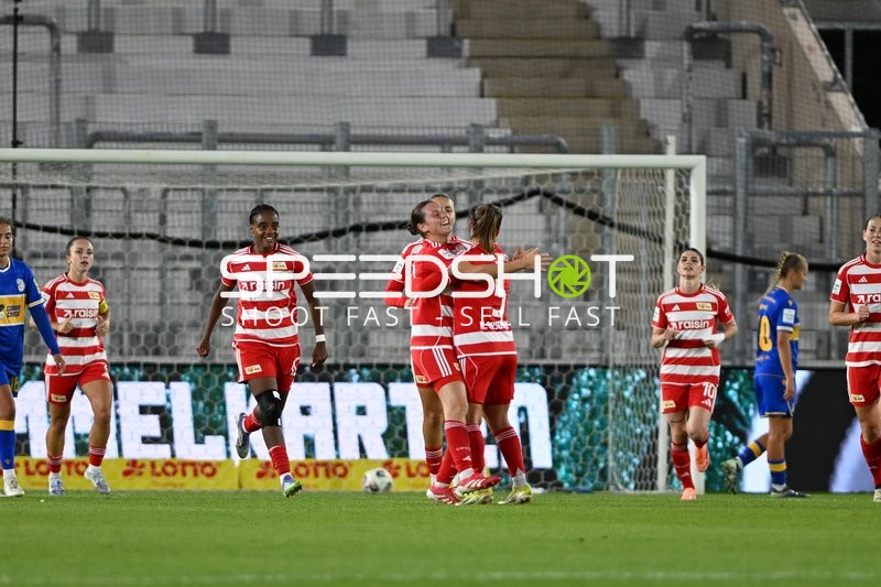 Union Berlin feiert Tor