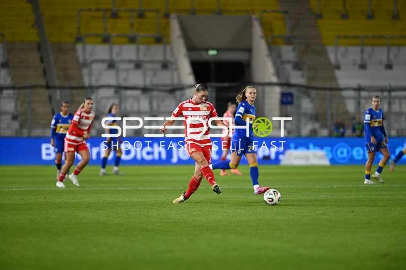 Schuss von Samantha Steuerwald (19; 1. FC Union Berlin)
