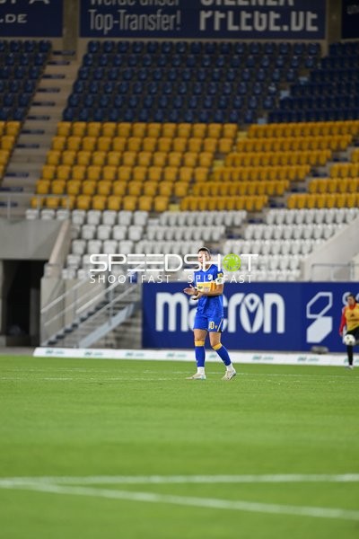 Spielerin auf dem Feld