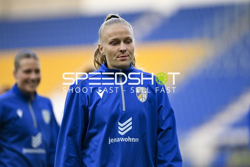 Aufwärmen vor Spiel