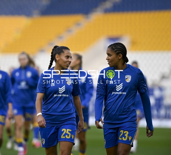 Spielerinnen im Gespräch