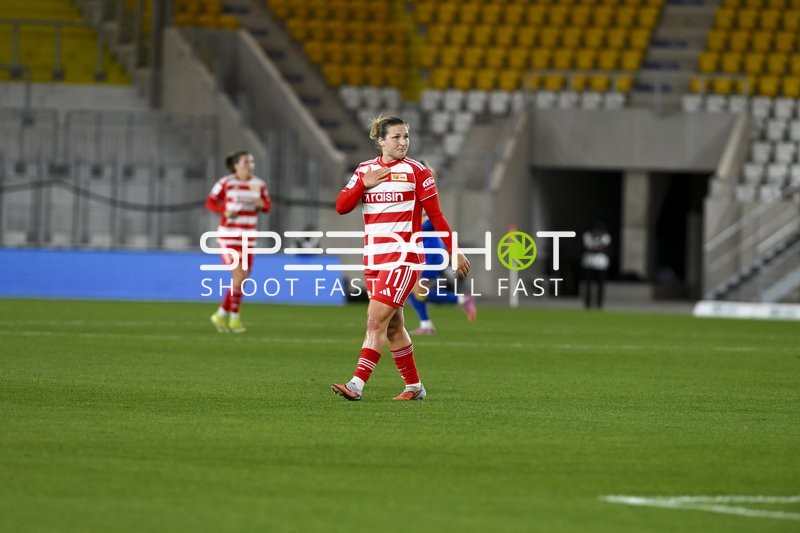 Dina Orschmann in Aktion