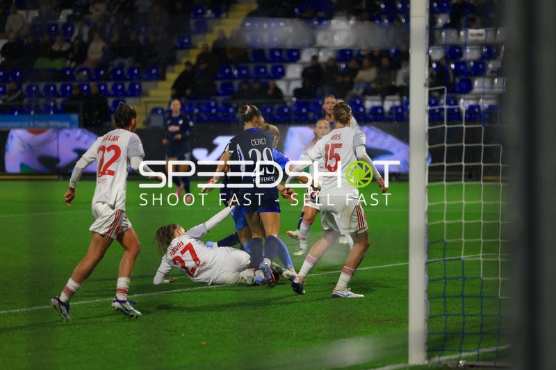 Zweikampf im Strafraum