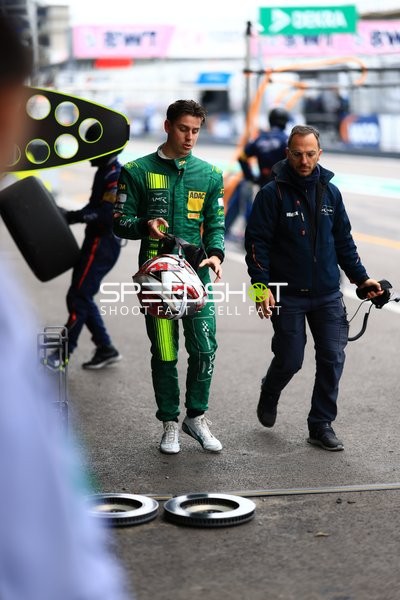 8; DTM 2025 in der Boxengasse